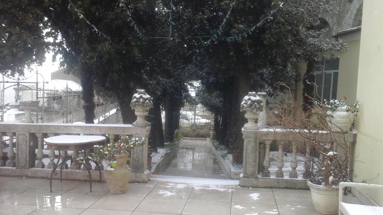 Villa Di Miscio Sant'Agata di Puglia Exterior foto